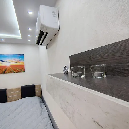 Apartmán Elegant Ground-floor With Covered Terrace And Direct Access To Nature *