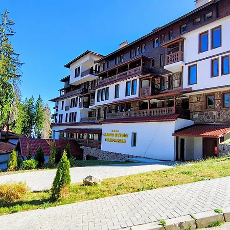 Elegant Ground-floor With Covered Terrace And Direct Access To Nature *